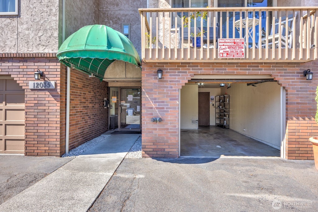 Photo of 12035 32nd Avenue NE #304, Seattle, WA 98125 (MLS # 2581171)