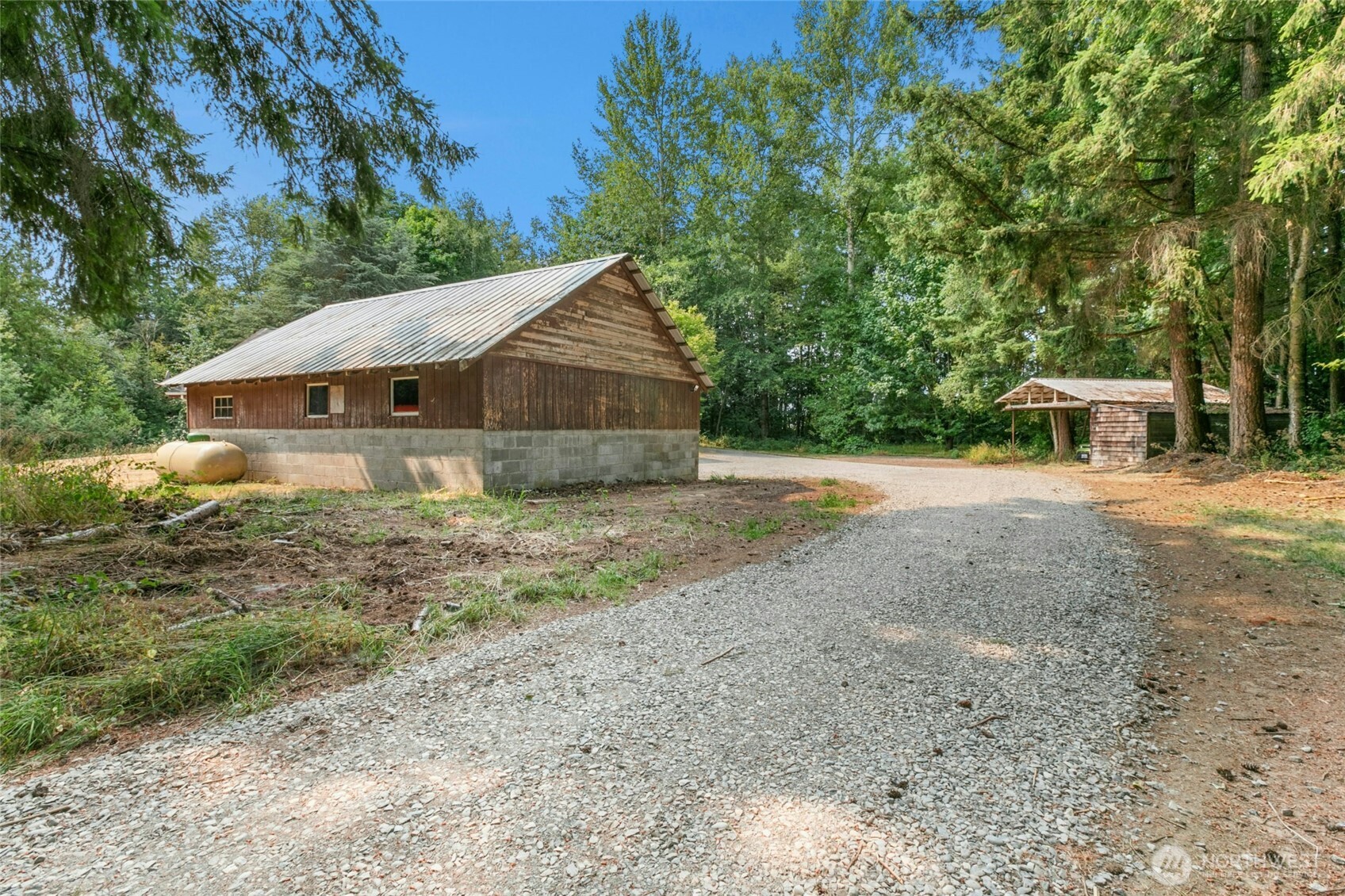 2477 Jess Road