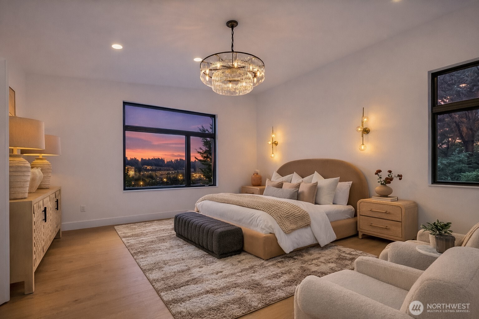 Bellevue, Washington, 98006, United States, 6 Bedrooms Bedrooms, ,4 BathroomsBathrooms,Residential,Active,2021655