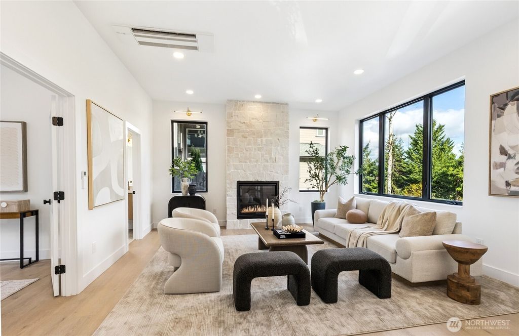 Photo of 3695 122nd Avenue SE, Bellevue, WA 98006 (MLS # 2485565)