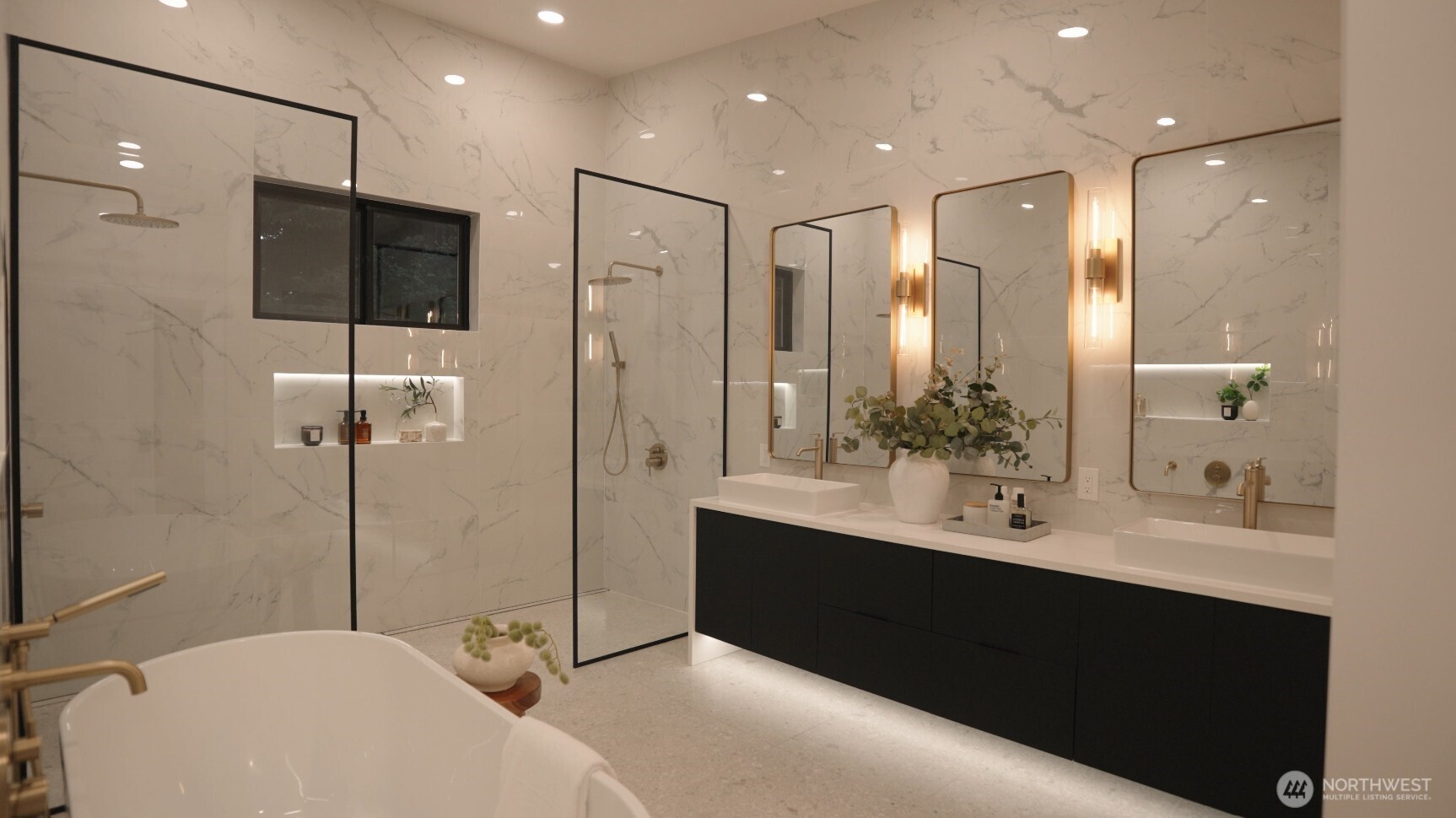 Bellevue, Washington, 98006, United States, 6 Bedrooms Bedrooms, ,4 BathroomsBathrooms,Residential,Active,2021655