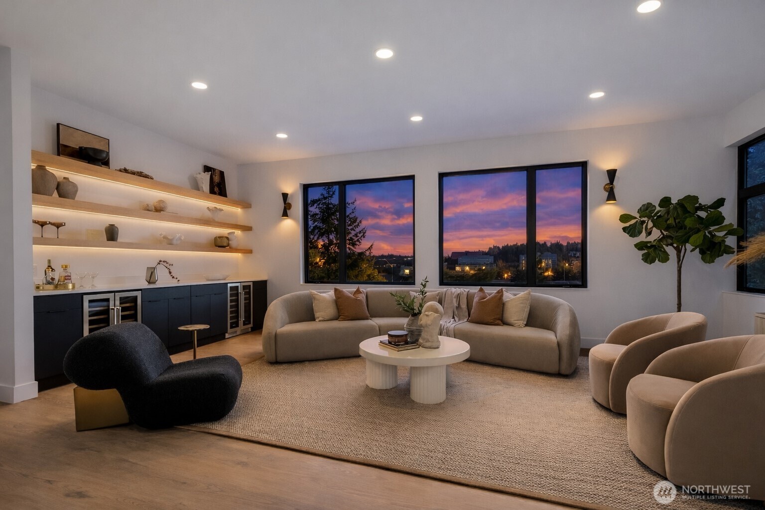 Bellevue, Washington, 98006, United States, 6 Bedrooms Bedrooms, ,4 BathroomsBathrooms,Residential,Active,2021655