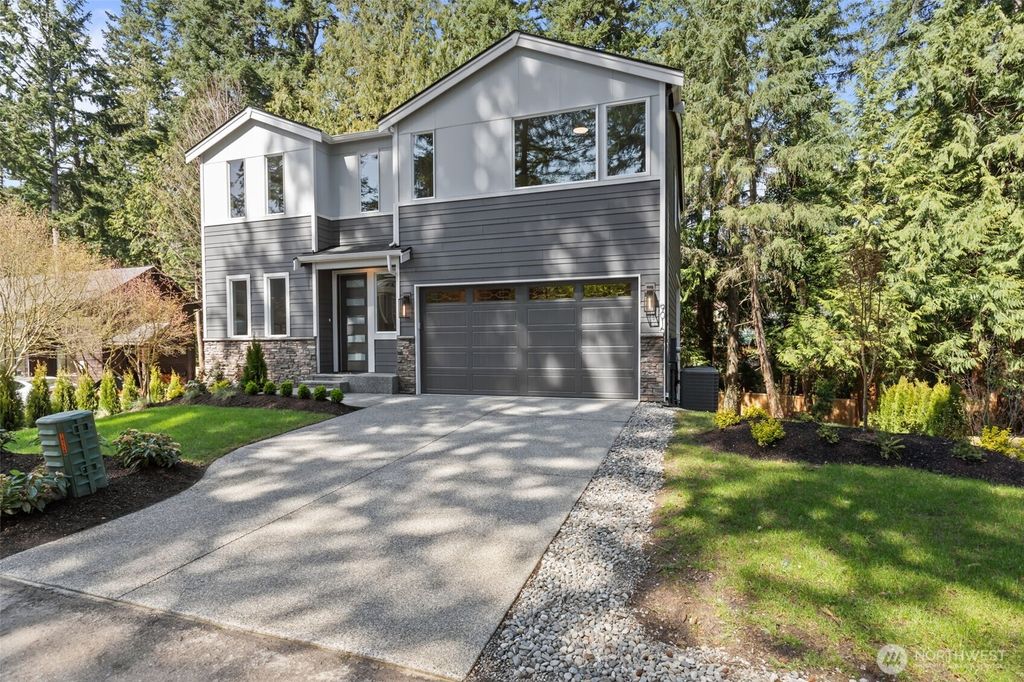 Photo of 9016 53rd Avenue W, Mukilteo, WA 98275 (MLS # 2468528)