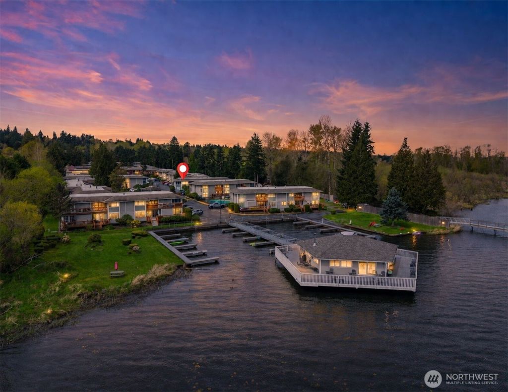 Photo of 17404 NE 45th Street #170, Redmond, WA 98052 (MLS # 2495333)