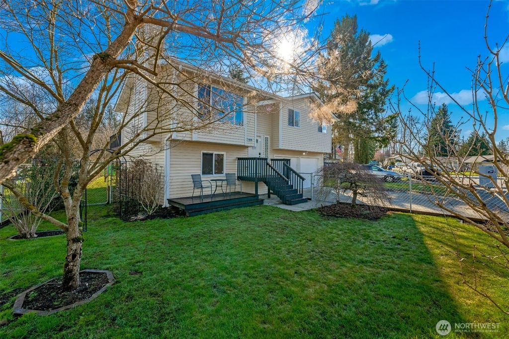 Photo of 10609 52nd Avenue NE, Marysville, WA 98270 (MLS # 2481849)