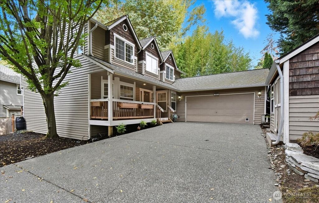 Photo of 12935 NE 86th Street, Kirkland, WA 98033 (MLS # 2439364)