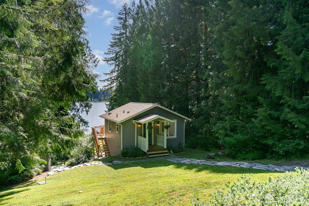 Photo of 11009 E Lake Joy Drive NE, Carnation, WA 98014 (MLS # 2387803)