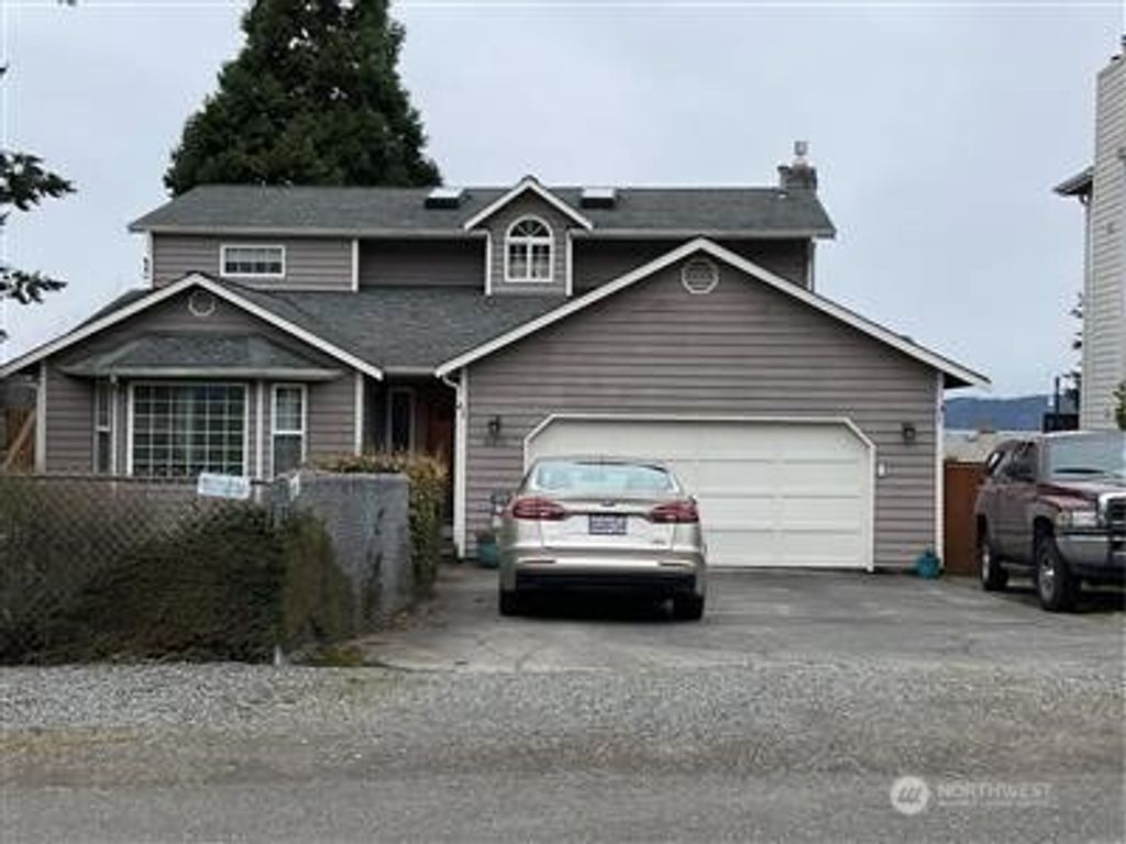Photo of 26455 Marine View Street S, Des Moines, WA 98198 (MLS # 2539211)