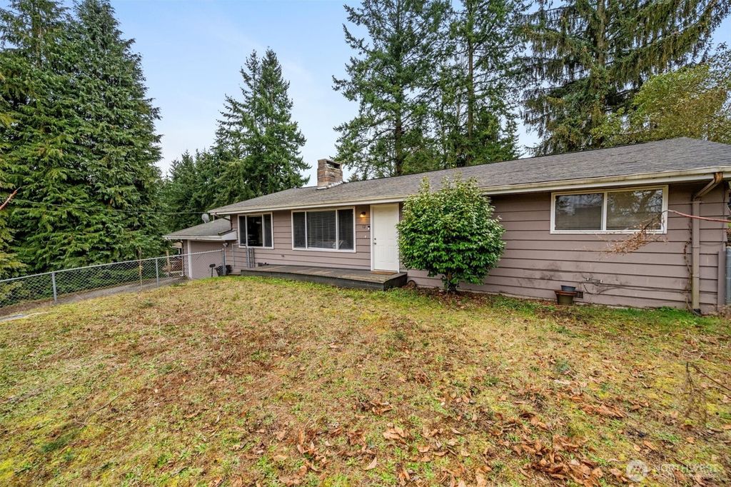 Photo of 12 74th St SW St, Everett, WA 98203 (MLS # 2334960)