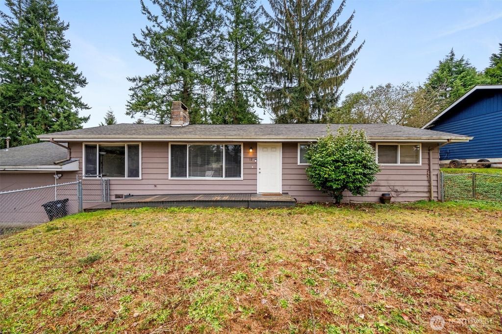 Photo of 12 74th St SW St, Everett, WA 98203 (MLS # 2334960)