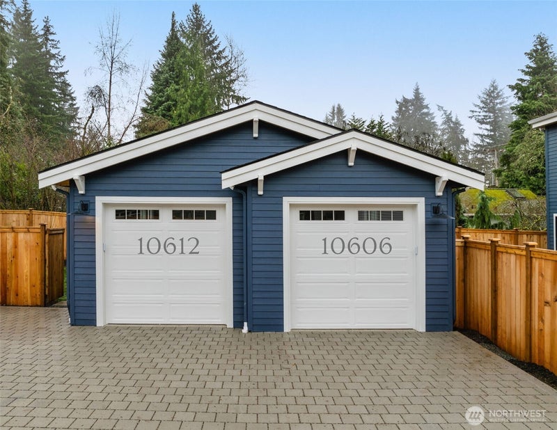 10612 NE 54th Lane