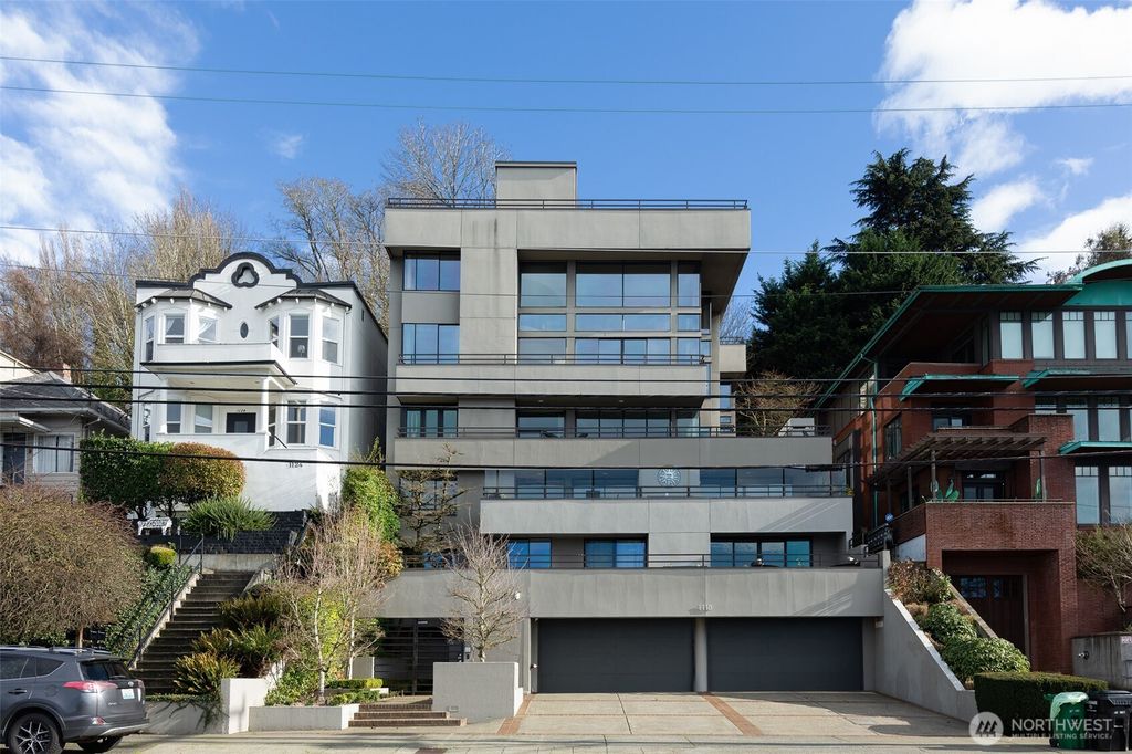 Photo of 1118 Lakeview Boulevard E #100, Seattle, WA 98102 (MLS # 2487557)