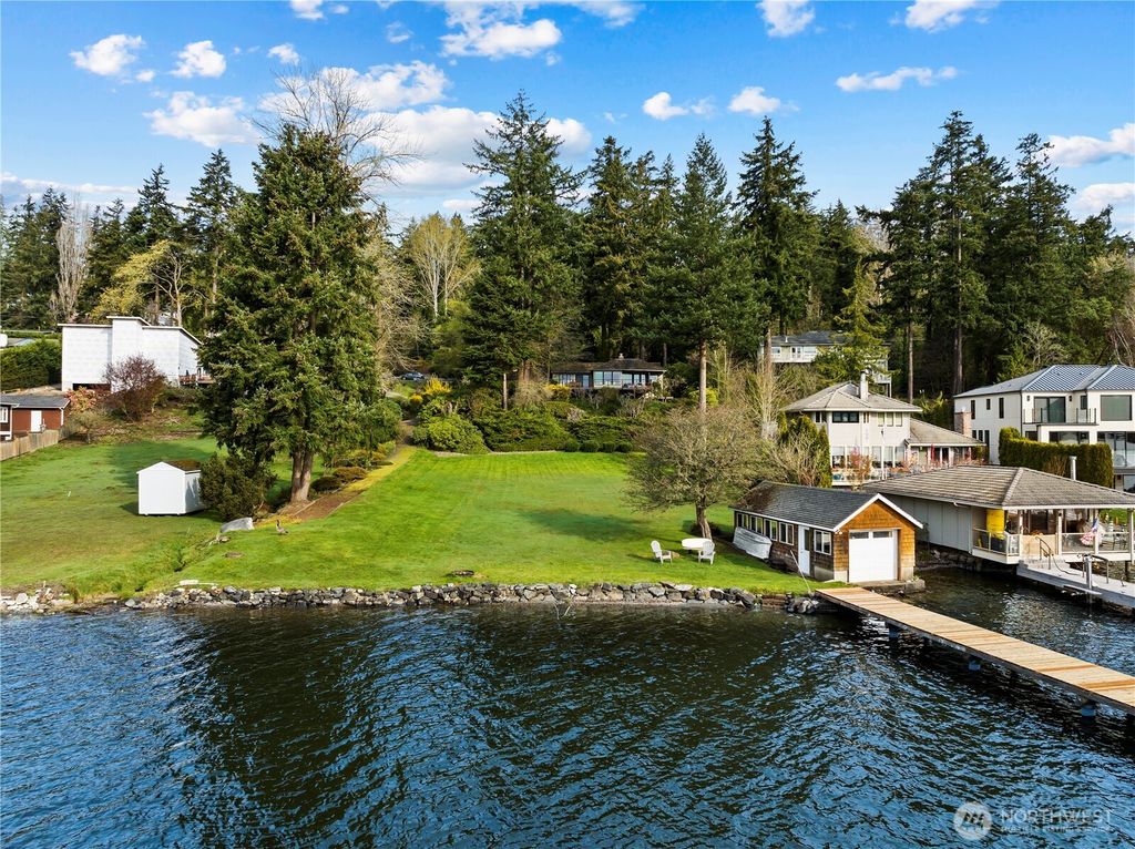 Photo of 8625 NE Juanita Drive, Kirkland, WA 98034 (MLS # 2352789)