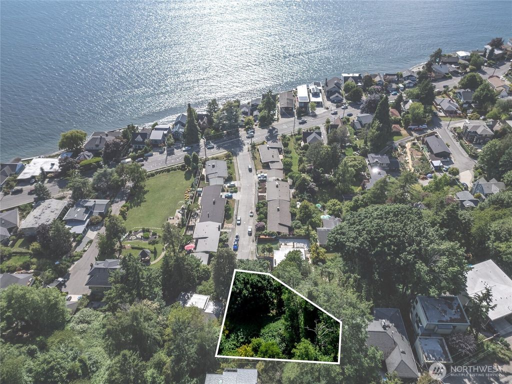 Photo of 5400 SW Beach Drive Terr Ter, Seattle, WA 98116 (MLS # 2387841)