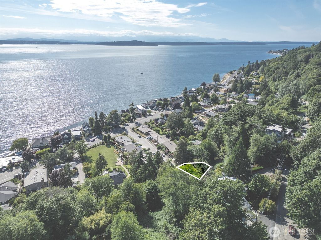 Photo of 5400 SW Beach Drive Terr Ter, Seattle, WA 98116 (MLS # 2387841)