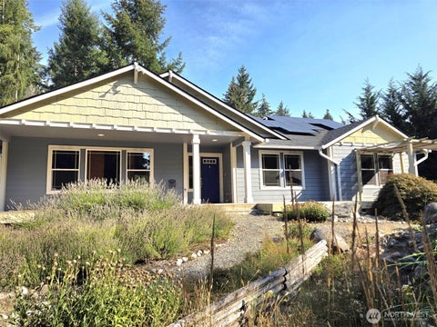 Photo of 714 Tipsoo Loop S, Rainier, WA 98576 (MLS # 2574282)