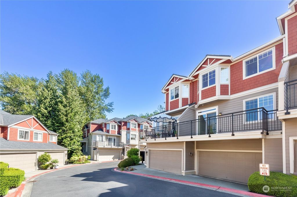 Photo of 2840 139th Avenue SE #16, Bellevue, WA 98005 (MLS # 2076849)