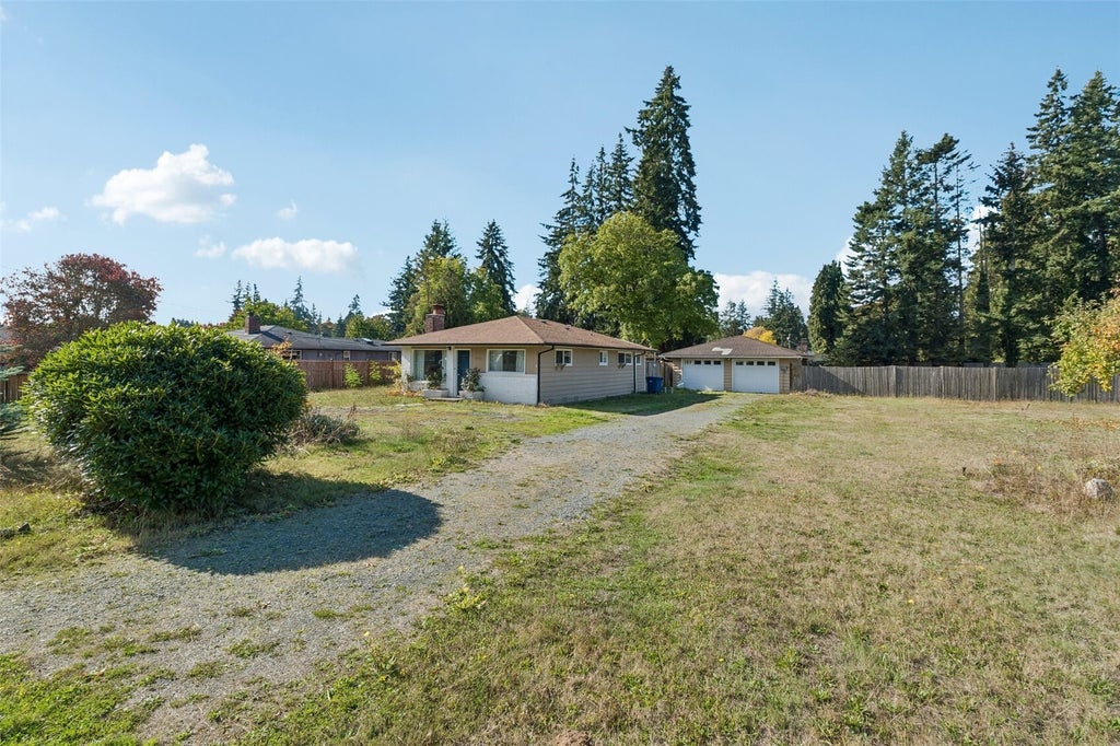 Photo of 7702 59th Avenue NE, Marysville, WA 98270 (MLS # 2596072)