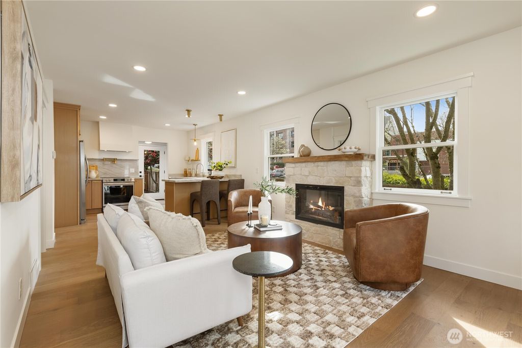 Photo of 41 W Cremona Street, Seattle, WA 98119 (MLS # 2351528)