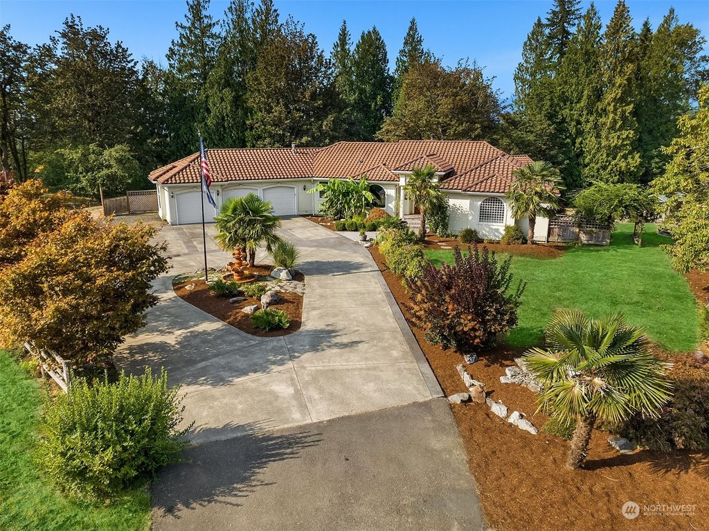 Photo of 27118 SE 208th Street, Maple Valley, WA 98038 (MLS # 1995858)