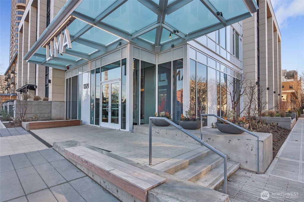 Photo of 1321 Seneca Street #2202, Seattle, WA 98101 (MLS # 2480574)