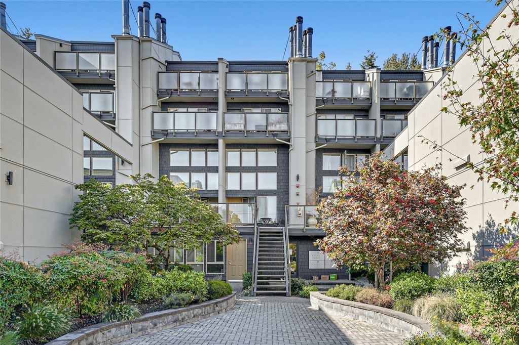 Photo of 5829 NE 75th Street #A446, Seattle, WA 98115 (MLS # 2000596)