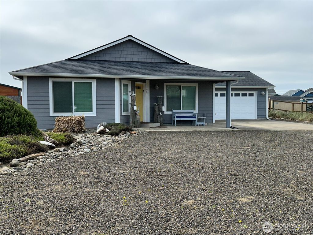 Photo of 461 S Portal Loop SW, Ocean Shores, WA 98569 (MLS # 2459687)