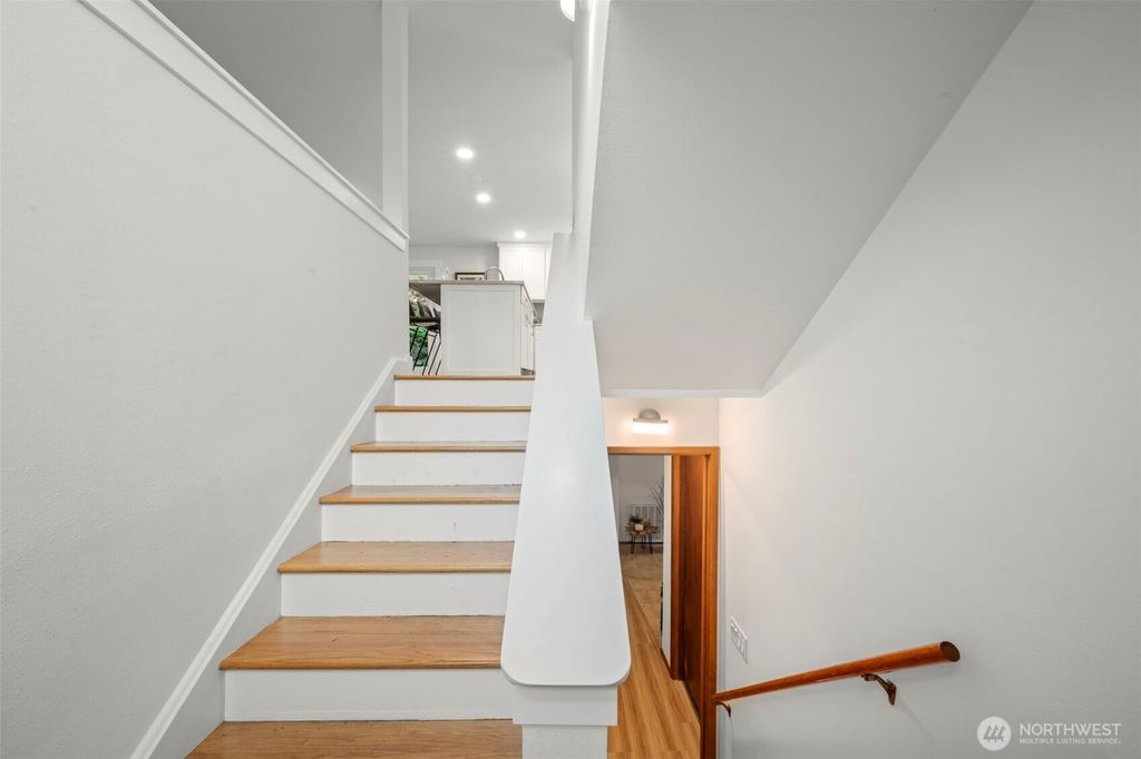 Photo of 21240 15th Avenue S, Des Moines, WA 98198 (MLS # 2451754)