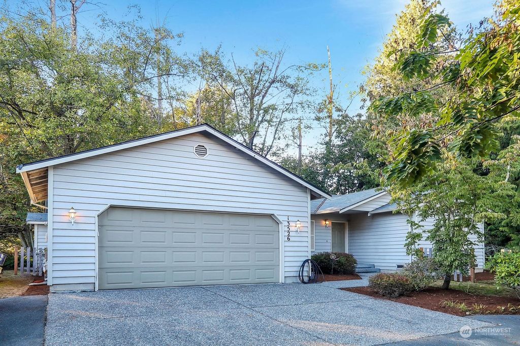 Photo of 13526 Lake Road, Lynnwood, WA 98087 (MLS # 2173211)