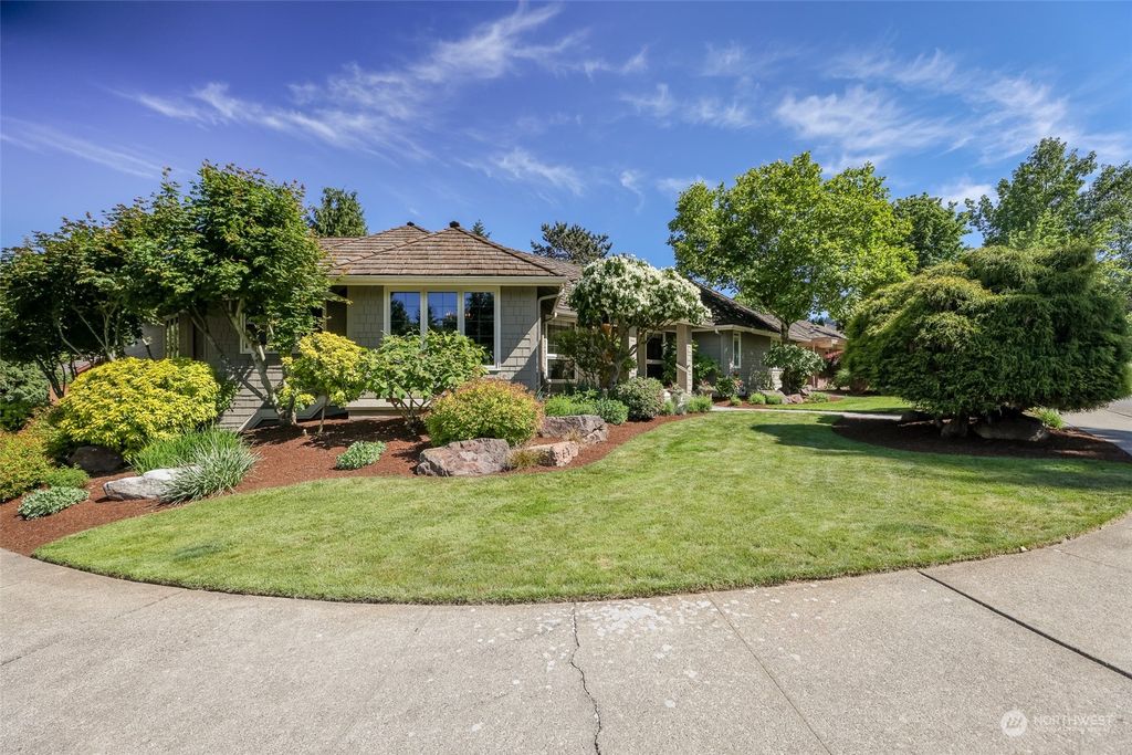 Photo of 4540 169th Avenue SE, Bellevue, WA 98006 (MLS # 2077466)