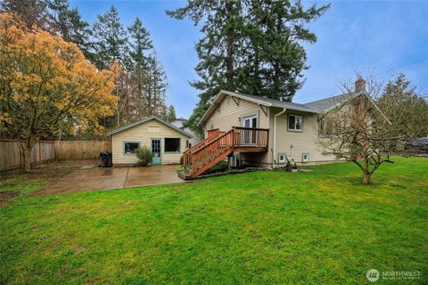 Photo of 2327 W Mukilteo Boulevard, Everett, WA 98203 (MLS # 2493638)