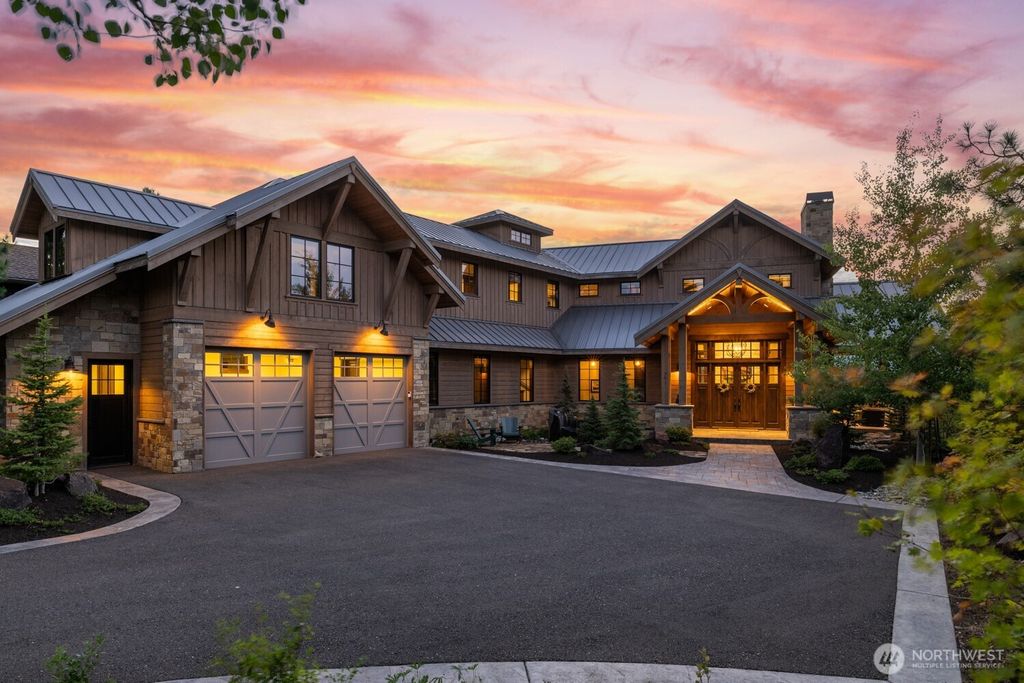 Photo of 301 Big Hill Drive, Cle Elum, WA 98922 (MLS # 2494048)