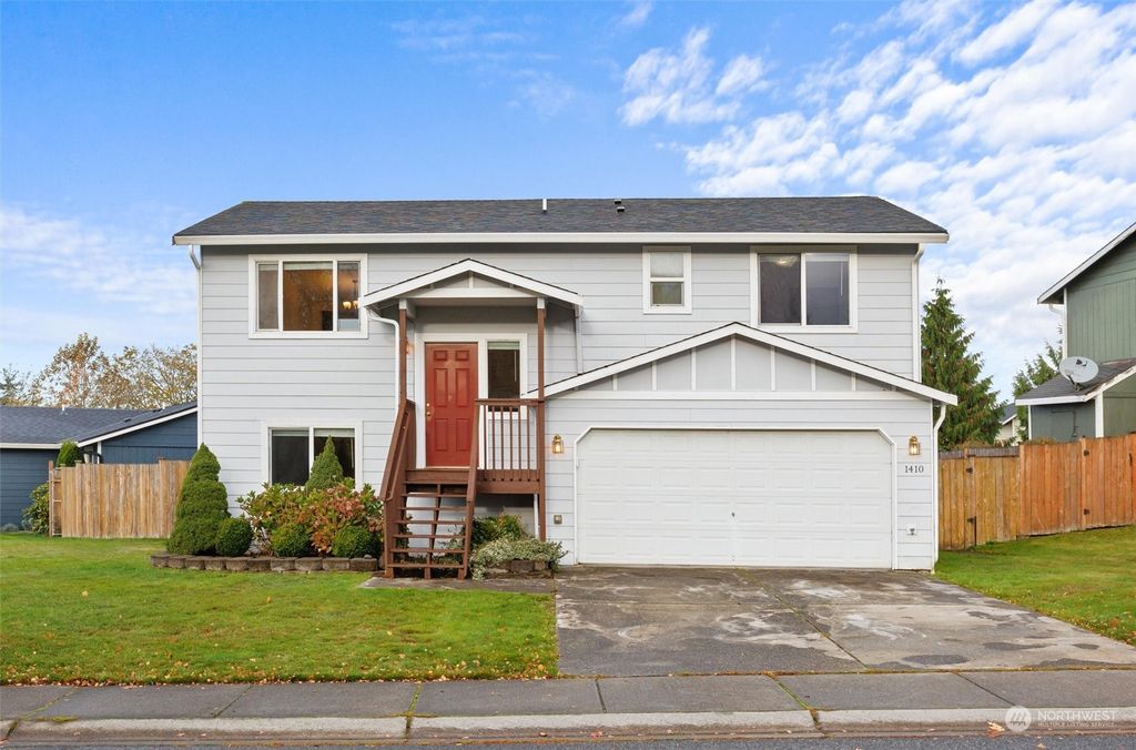 Photo of 1410 85th Avenue SE, Lake Stevens, WA 98258 (MLS # 2301628)