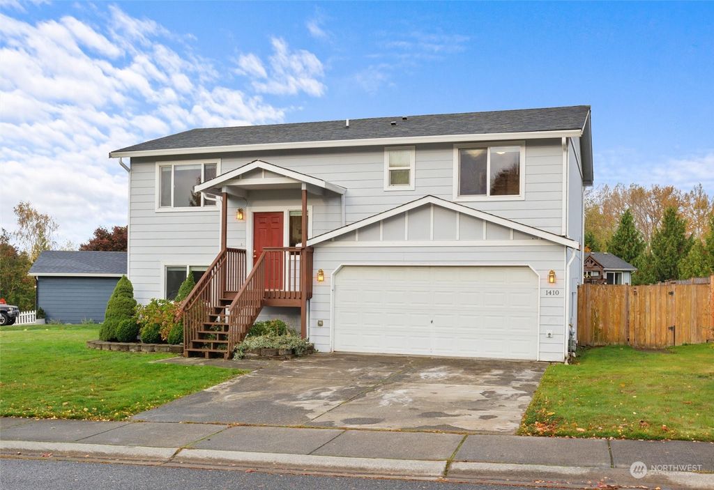 Photo of 1410 85th Avenue SE, Lake Stevens, WA 98258 (MLS # 2301628)