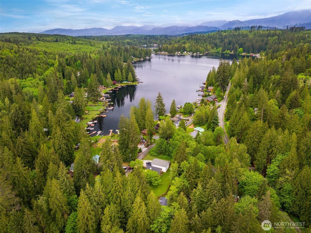 Photo of 2815 Middle Shore Road, Snohomish, WA 98290 (MLS # 2377465)