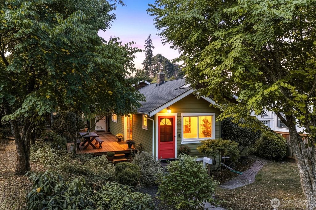 Photo of 3259 47th Avenue SW, Seattle, WA 98116 (MLS # 2433455)