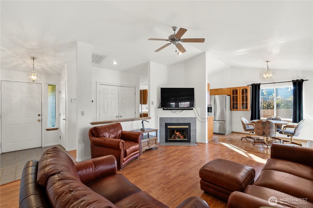 Photo of 115 Tompkins Place, Granite Falls, WA 98252 (MLS # 2449067)