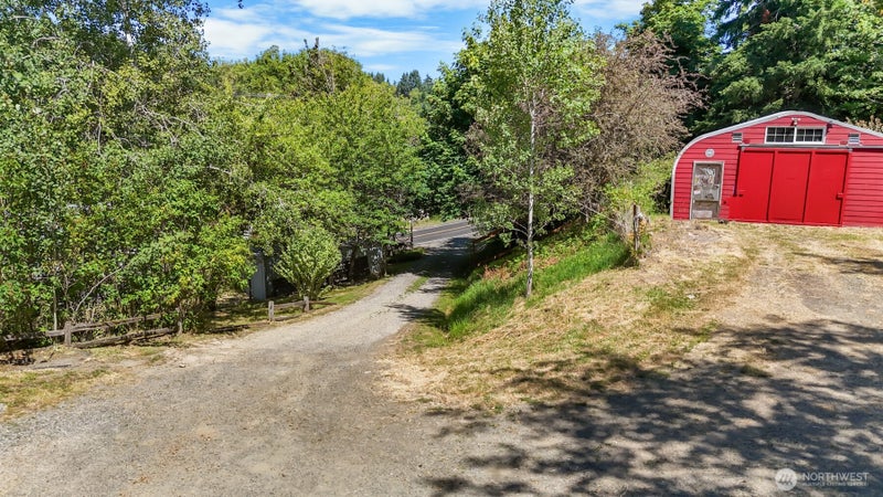 1313 Ferrier Road