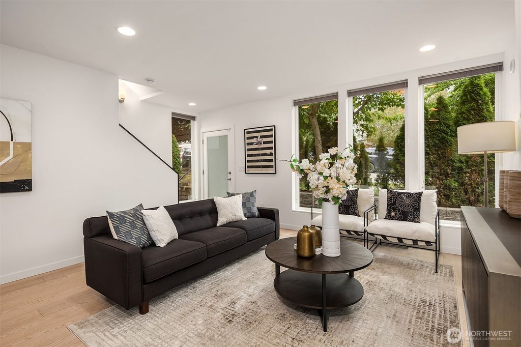 Photo of 909 29th Avenue S, Seattle, WA 98144 (MLS # 2404361)
