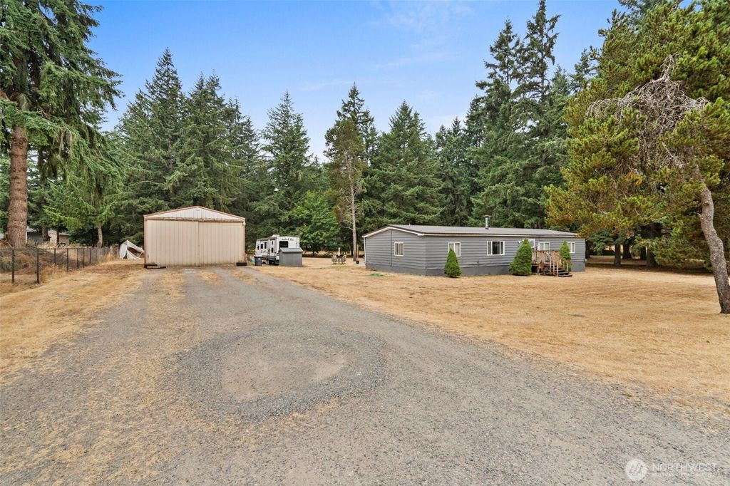 Photo of 19121 Elderberry Street SW, Rochester, WA 98579 (MLS # 2486307)