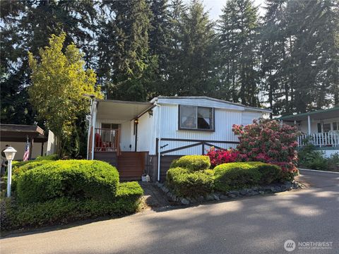 9314 Canyon Road E 33 Puyallup WA 98371
