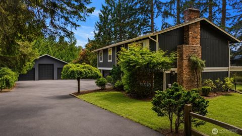 Photo of 8725 124th Street E, Puyallup, WA 98373 (MLS # 2526733)