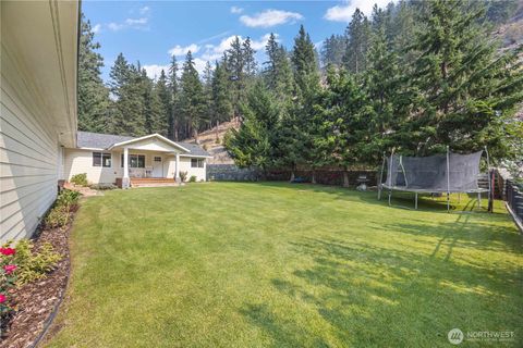 Photo of 4621 Navarre Coulee Road, Chelan, WA 98816 (MLS # 2462855)