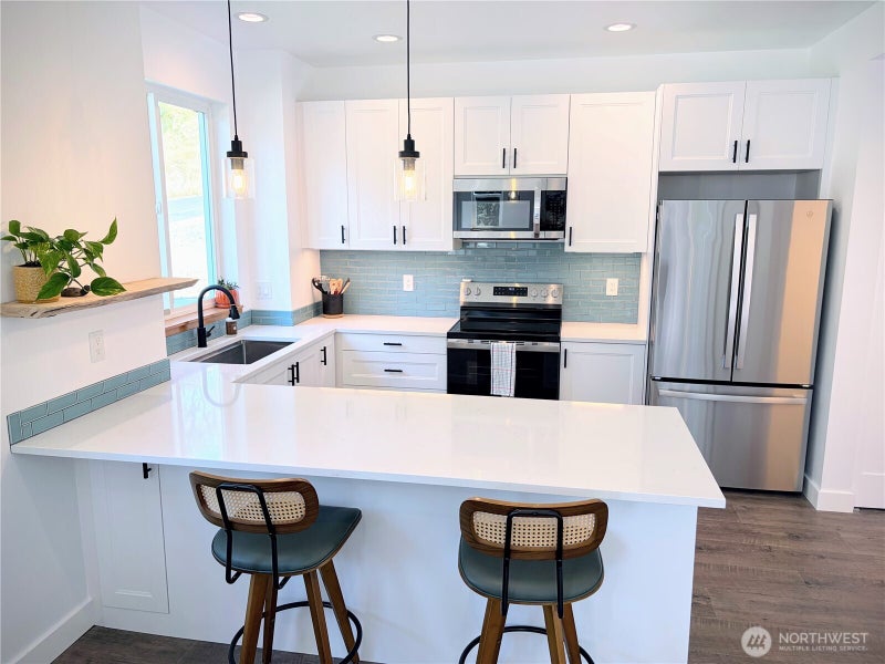 2504 Fireweed Lane