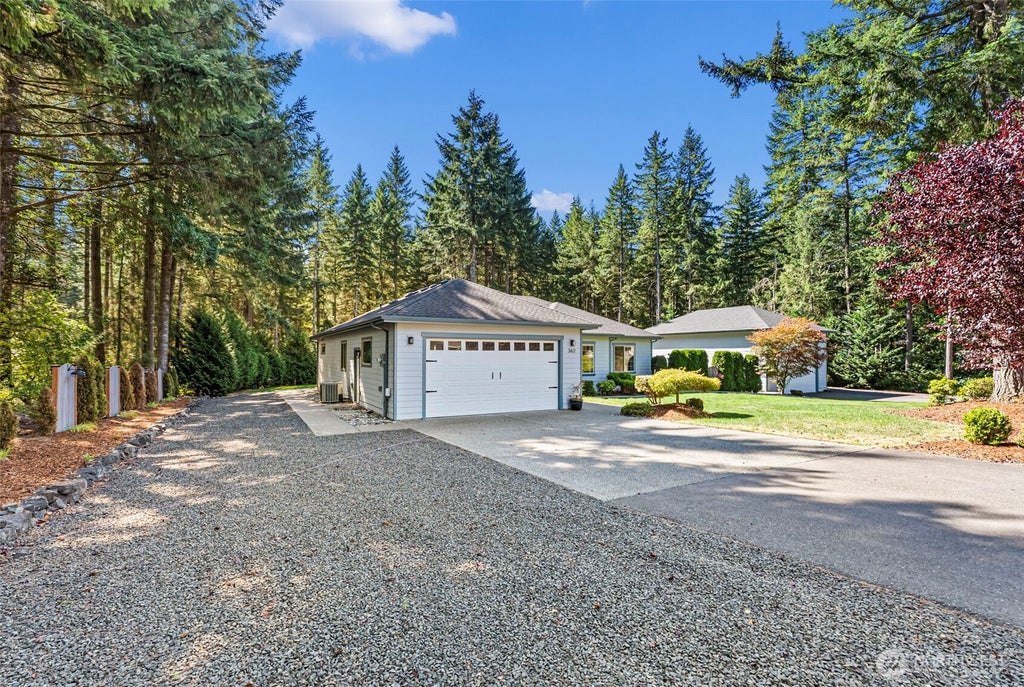 Photo of 362 SW Ragle Court, Port Orchard, WA 98367 (MLS # 2578082)