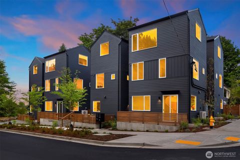 Photo of 4920 31st Avenue S, Seattle, WA 98108 (MLS # 2424054) Photo of 4920 31st Avenue S, Seattle, WA 98108 (MLS # 2424054)