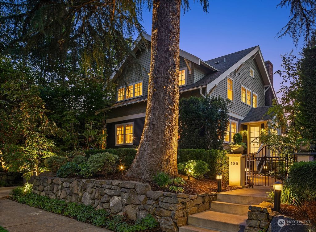 Photo of 185 34th Avenue E, Seattle, WA 98112 (MLS # 2294451)