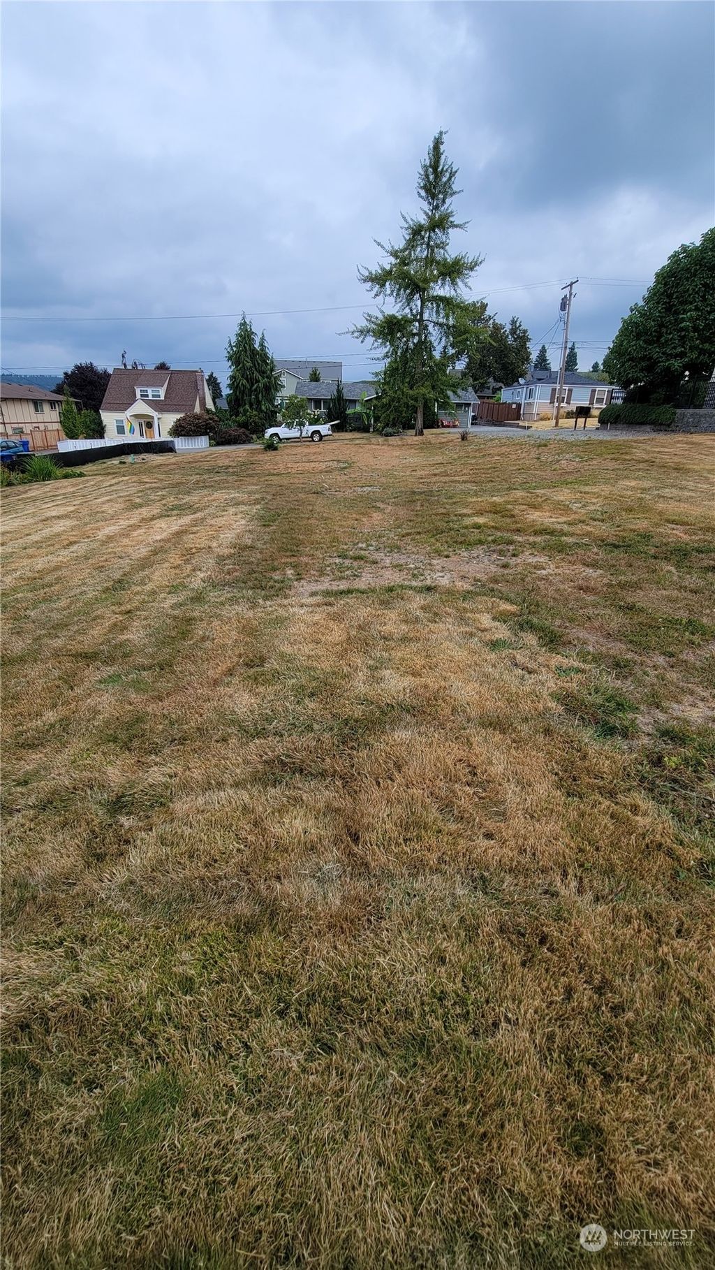 Photo of 1015 N 32nd Street, Renton, WA 98056 (MLS # 1996906)