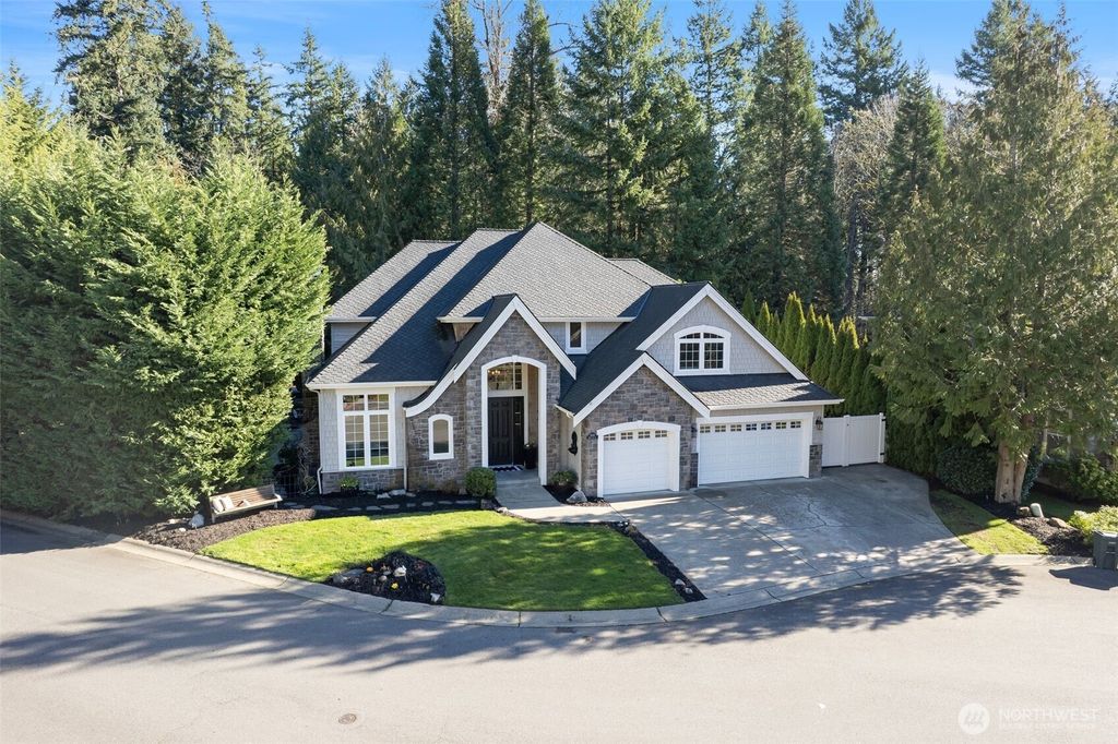 Photo of 3808 212th Avenue SE, Sammamish, WA 98075 (MLS # 2478323)
