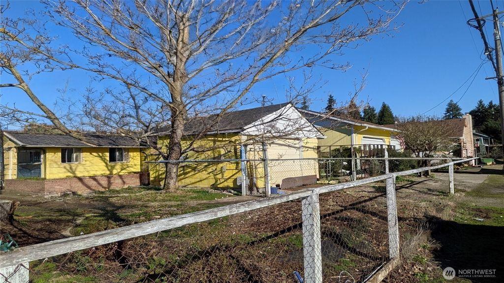 Photo of 1701 51st Street NE, Tacoma, WA 98422 (MLS # 2478984)